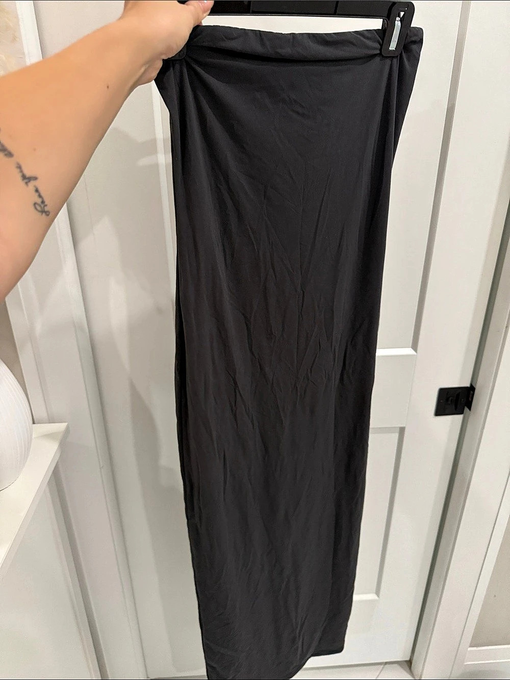 SKIMS Fits Everybody Maxi Skirt Maxi Skirt in Black Size Medium NWT